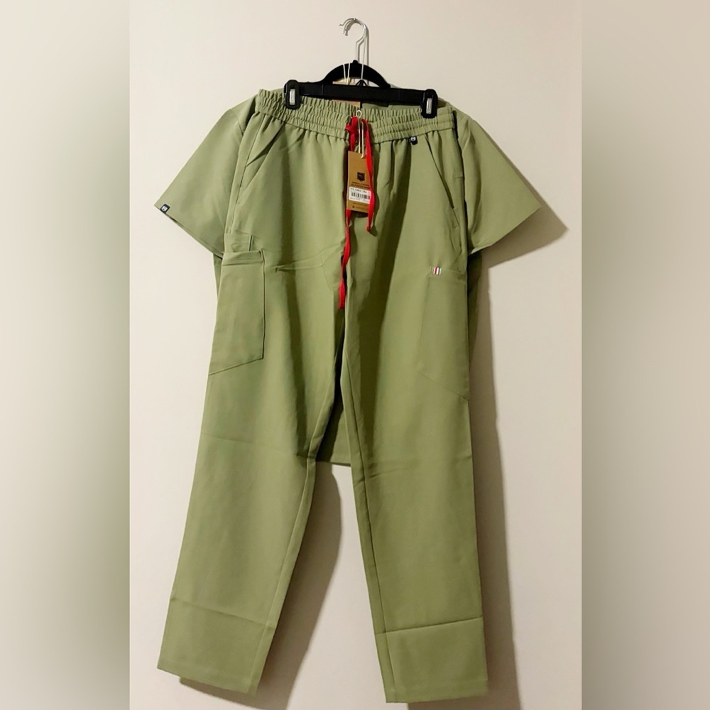 Mediclo Light Green Medical Scrub Set